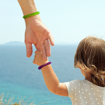 Muggenwerende Armbanden – 12 Stuks - DEET Vrij en 250 Uur Bescherming